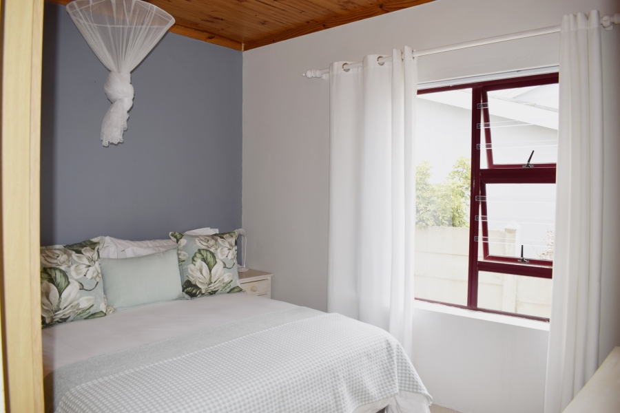 3 Bedroom Property for Sale in Struisbaai Western Cape